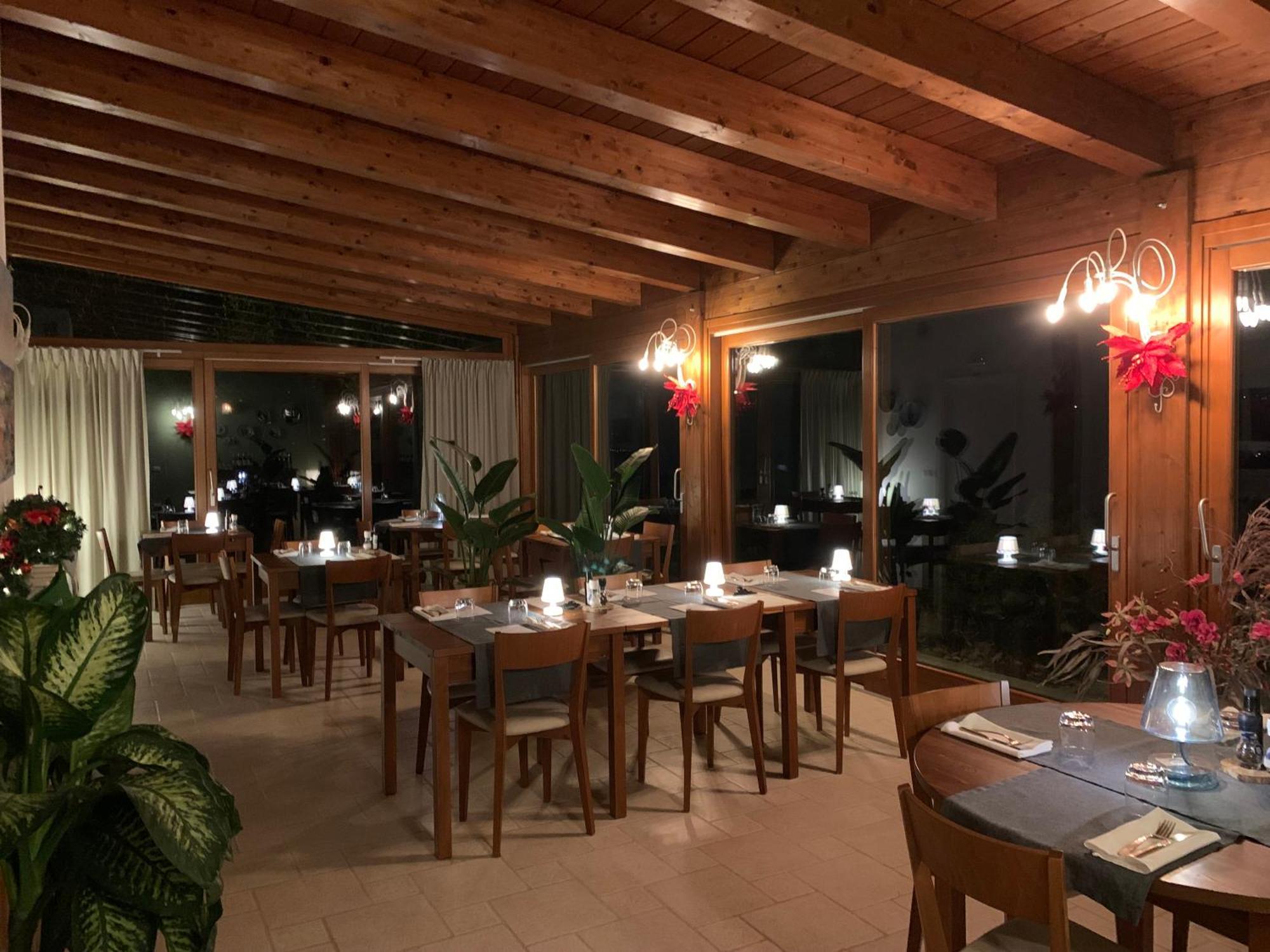 Gastronomic B&B Carlocarla Monte San Pietrangeli Экстерьер фото